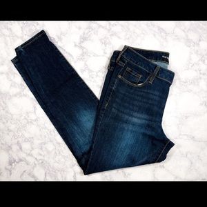 BRAND NEW OLD NAVY SKINNY JEANS (WITHOUT TAGS)